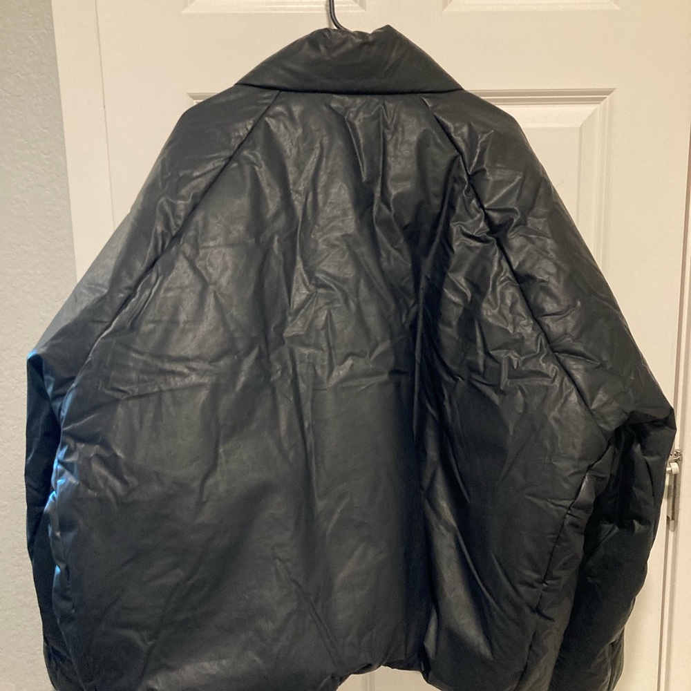 YZY Gap Jacket Large Black